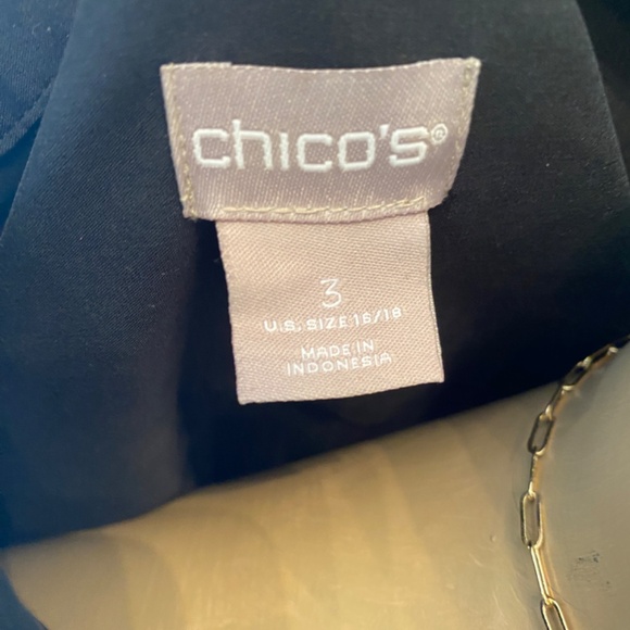 Chico's Black‎ Embroidered Tunic - Size 3 - Picture 11 of 11